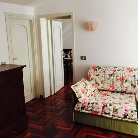 Petrarca 아파트 *